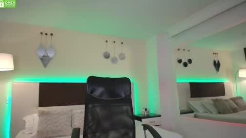 Dante online show from 02/25/25, 05:36