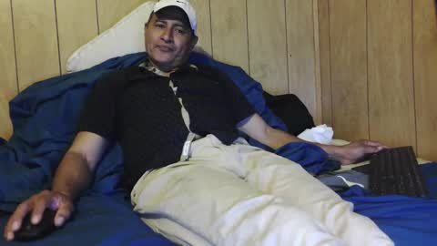 dantehot82 online show from 11/10/25, 02:21