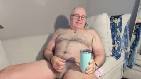 Snapshot of dantes_lion chatting on 10/24/25, 05:59 Mark online show from 10/24/25, 05:59