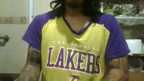 Snapshot of dantesucubus chatting on 03/25/26, 10:54 Incubus boy online show from 03/25/26, 10:54