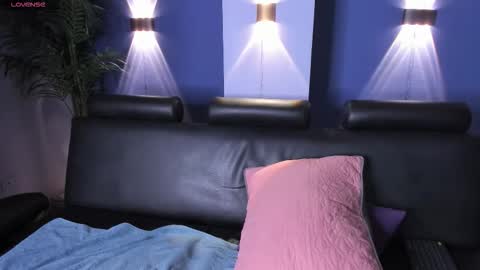 Dante online show from 03/25/26, 05:13