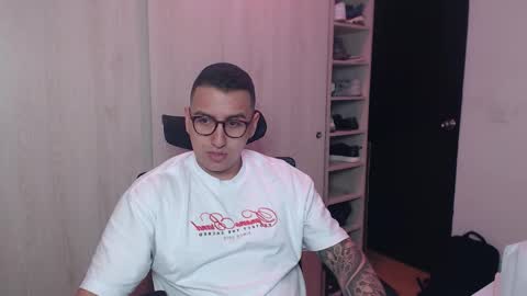 Snapshot of dantevesper chatting on 03/26/26, 02:39 dantevesper online show from 03/26/26, 02:39