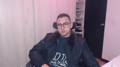 Snapshot of dantevesper chatting on 03/28/26, 03:06 dantevesper online show from 03/28/26, 03:06