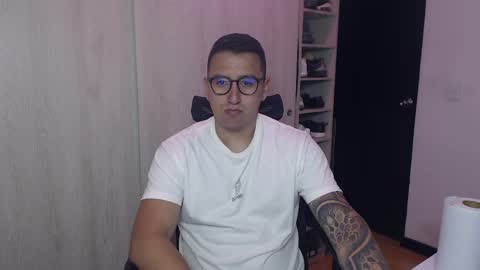 Snapshot of dantevesper chatting on 04/03/26, 02:31 dantevesper online show from 04/03/26, 02:31