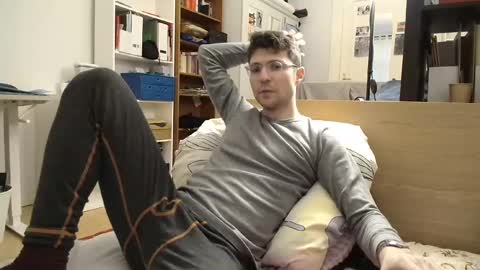 Daniel online show from 01/20/25, 03:28