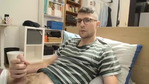 Daniel online show from 09/16/25, 03:02