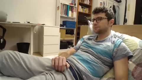 Daniel online show from 11/19/25, 05:57