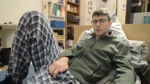 Daniel online show from 12/15/25, 04:00