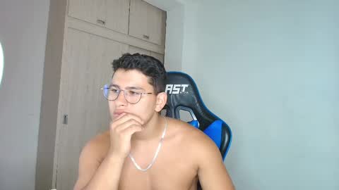 Snapshot of dantraxx chatting on 12/10/24, 06:49 Dantraxx online show from 12/10/24, 06:49