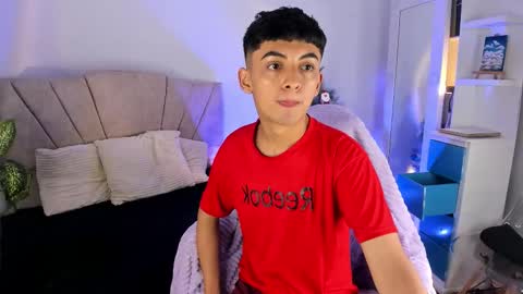 Snapshot of danvianny chatting on 12/04/25, 04:38 DAN VIANNY online show from 12/04/25, 04:38