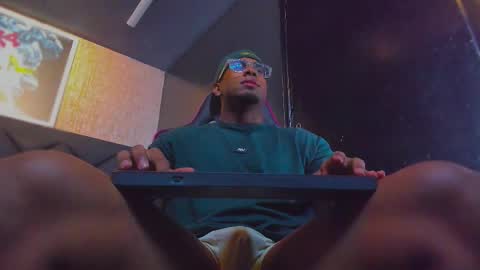 Snapshot of dany_dryy chatting on 02/16/26, 03:24 Dany online show from 02/16/26, 03:24