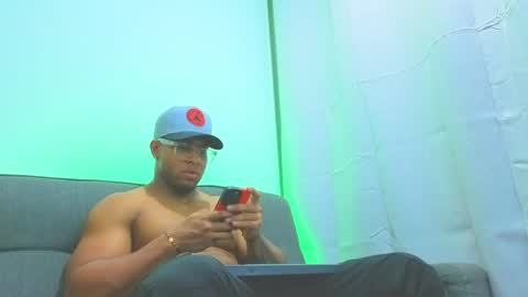 Dany online show from 05/03/26, 04:18