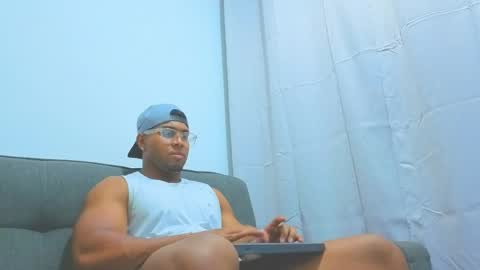 Snapshot of dany_dryy chatting on 05/08/26, 04:18 Dany online show from 05/08/26, 04:18