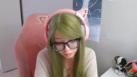danyelleeyermann online show from 05/11/26, 01:06