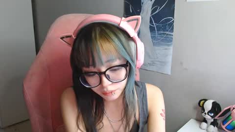 danyelleeyermann online show from 05/13/26, 01:08