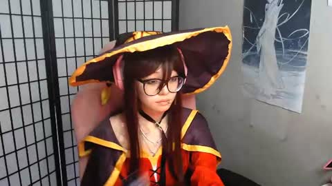 Snapshot of danyelleeyermann chatting on 06/18/26, 01:04 danyelleeyermann online show from 06/18/26, 01:04