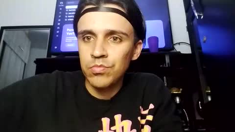 Snapshot of danylano chatting on 10/20/25, 06:58 Daniel online show from 10/20/25, 06:58