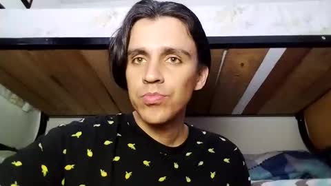 Daniel online show from 11/26/25, 09:16