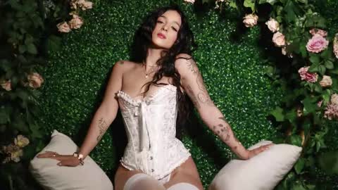 Daniela online show from 09/11/25, 04:23