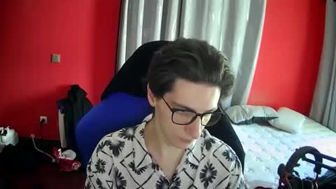 Snapshot of danywhiteyb chatting on 04/22/26, 01:56 danywhiteyb online show from 04/22/26, 01:56