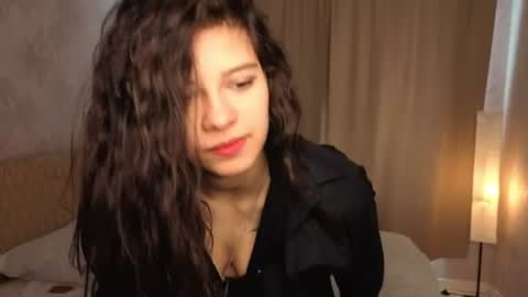 Snapshot of daphineskarda chatting on 06/11/26, 04:54 Amber online show from 06/11/26, 04:54