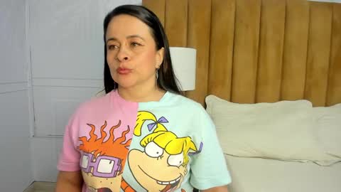 Snapshot of daphne81_ chatting on 03/12/25, 09:02 Daphne online show from 03/12/25, 09:02