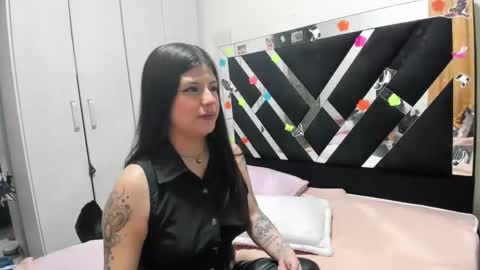 Snapshot of daphne877046 chatting on 04/03/26, 03:15 daphne877046 online show from 04/03/26, 03:15