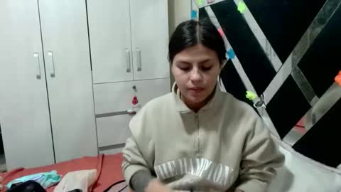 daphne877046 online show from 04/27/26, 10:41