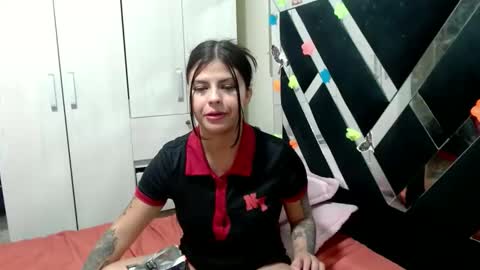 daphne877046 online show from 04/28/26, 02:49