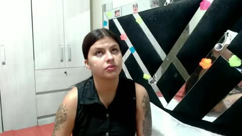 Snapshot of daphne877046 chatting on 06/13/26, 01:47 daphne877046 online show from 06/13/26, 01:47