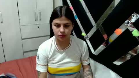 Snapshot of daphne877046 chatting on 06/17/26, 06:09 daphne877046 online show from 06/17/26, 06:09