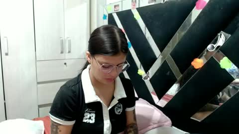 Snapshot of daphne877046 chatting on 07/01/26, 08:52 daphne877046 online show from 07/01/26, 08:52