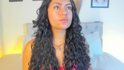 Snapshot of daphne_24 chatting on 02/17/26, 12:12 Antonella Mora online show from 02/17/26, 12:12