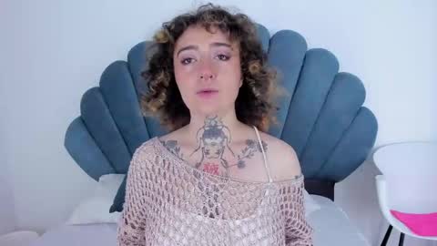 Daphne Blunt online show from 12/03/24, 03:41