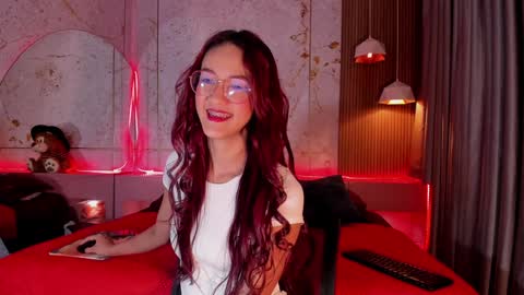 Daphne online show from 02/04/25, 11:38