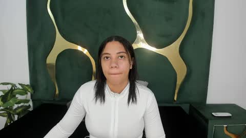 Snapshot of daphne_culeht chatting on 05/13/26, 08:49 daphne_culeht online show from 05/13/26, 08:49