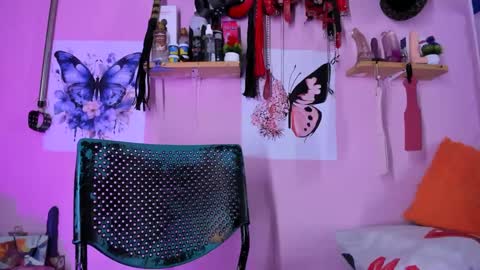 daphneandrade online show from 01/26/25, 01:15