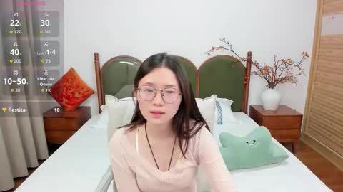 Snapshot of daphnedawn chatting on 11/15/25, 12:30 Dawn online show from 11/15/25, 12:30