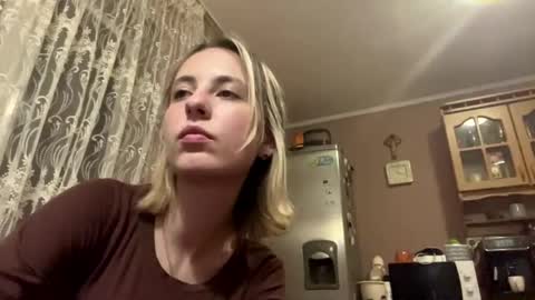 Snapshot of daphnefranca chatting on 03/24/26, 07:19 Monika online show from 03/24/26, 07:19