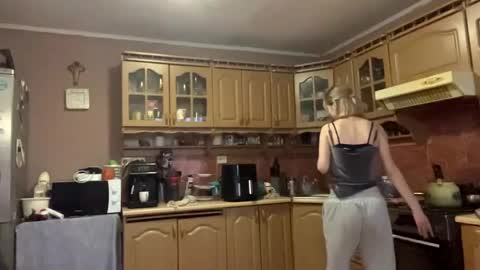Snapshot of daphnefranca chatting on 04/14/26, 05:19 Monika online show from 04/14/26, 05:19