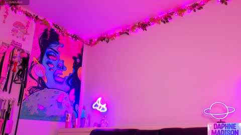 Snapshot of daphnemadison chatting on 01/07/26, 10:12 Daphne Madison online show from 01/07/26, 10:12