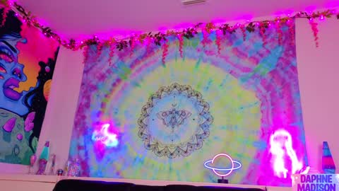 Snapshot of daphnemadison chatting on 03/20/26, 10:14 Daphne Madison online show from 03/20/26, 10:14