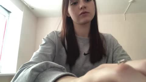 Snapshot of daphnesterlace chatting on 03/06/26, 12:34 Emilia online show from 03/06/26, 12:34