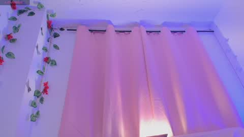 Snapshot of daphnewalker__ chatting on 06/25/26, 11:26 Daphne online show from 06/25/26, 11:26