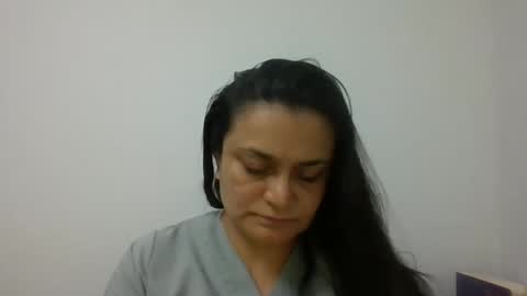 dapnne online show from 01/17/25, 06:33