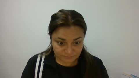 dapnne online show from 11/14/25, 07:45