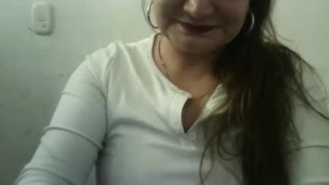 Snapshot of dapnne24 chatting on 04/21/26, 02:34 dapnne online show from 04/21/26, 02:34