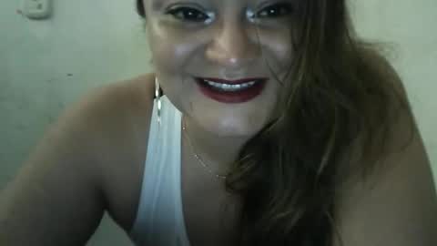 Snapshot of dapnne24 chatting on 05/20/26, 02:56 dapnne online show from 05/20/26, 02:56