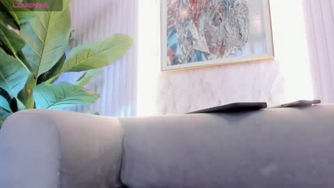    online show from 11/02/25, 12:07