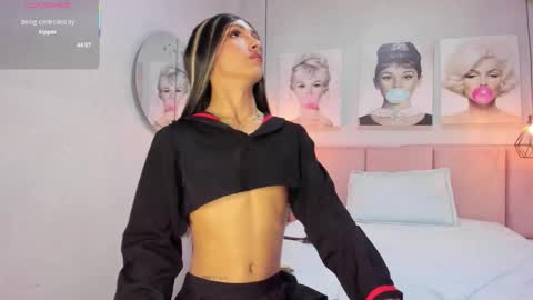    online show from 11/06/25, 03:29